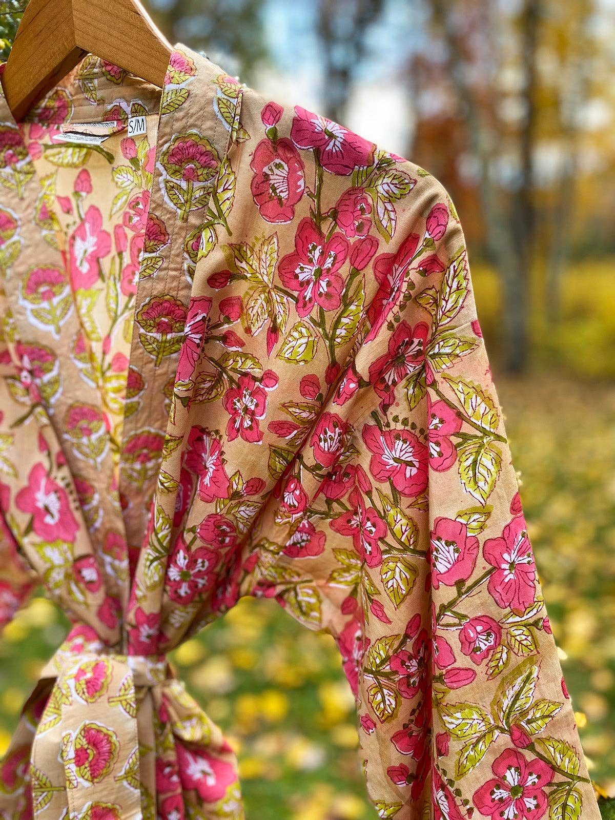 Kerala Long Robe | Hibiscus