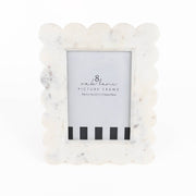 White Scalloped Marble Picture Frame 5"x7"