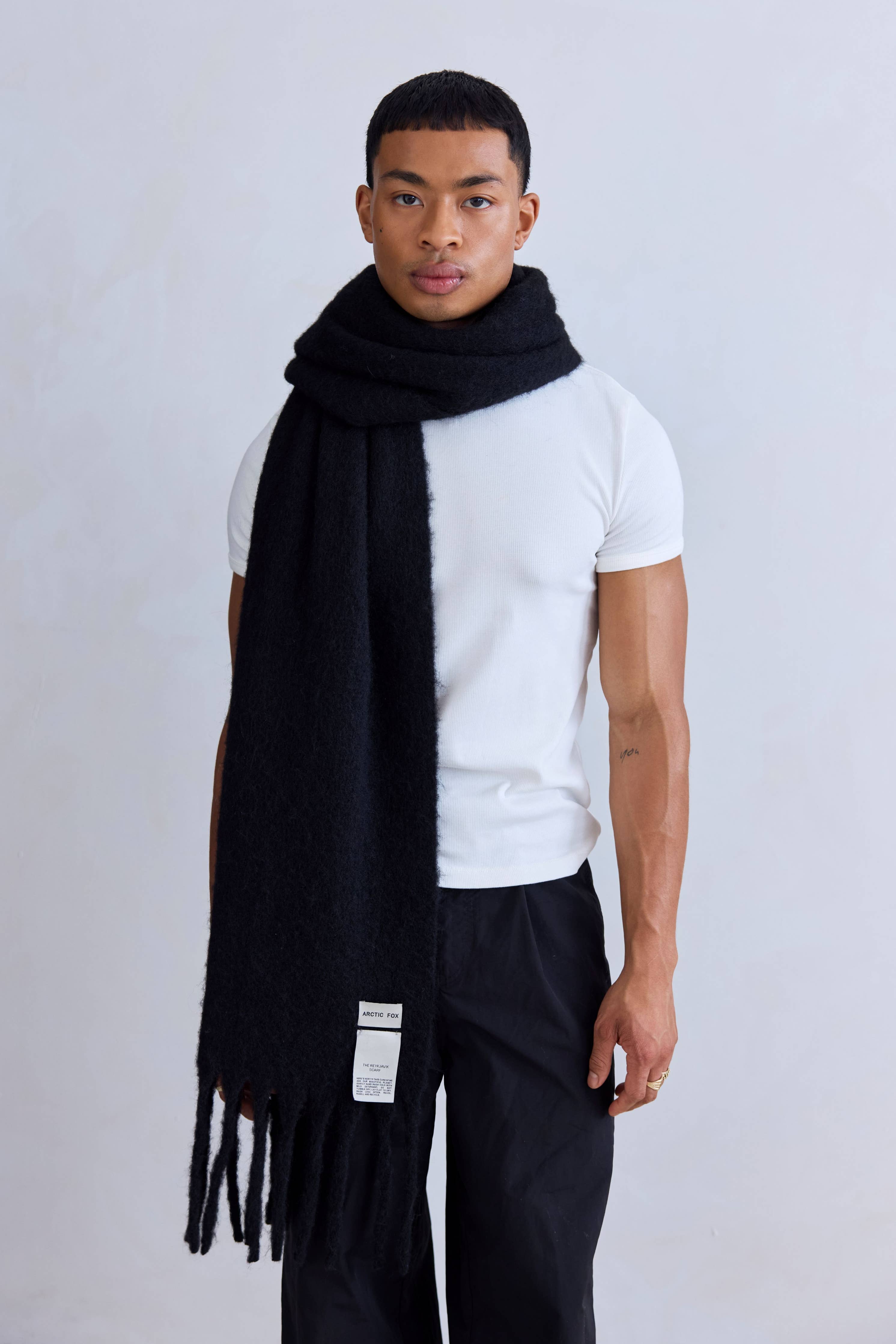 Black Reykjavik Scarf with RWS Wool