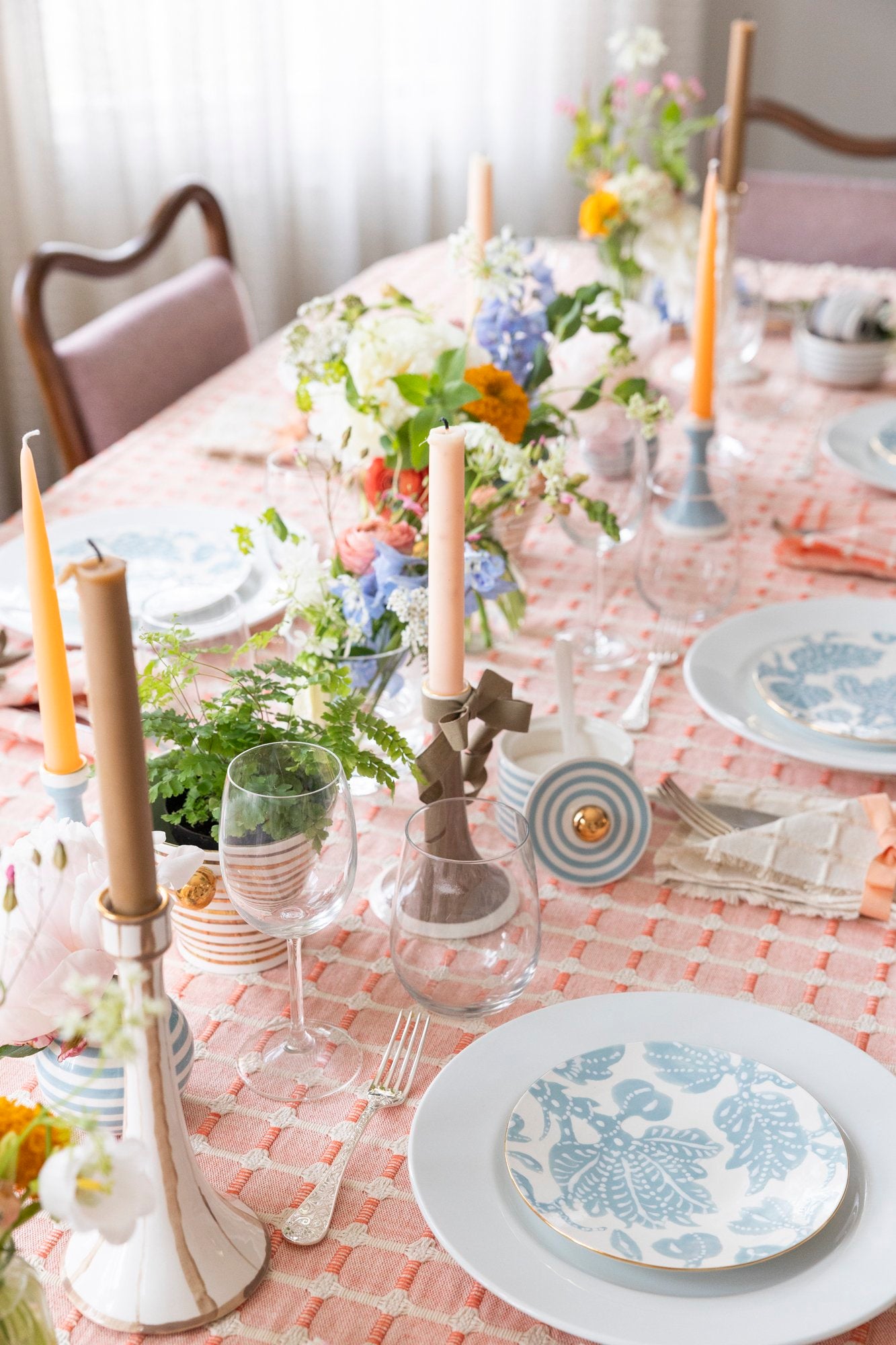 Hopsack Pattern Hand Finished Tablecloth 118" x 55"