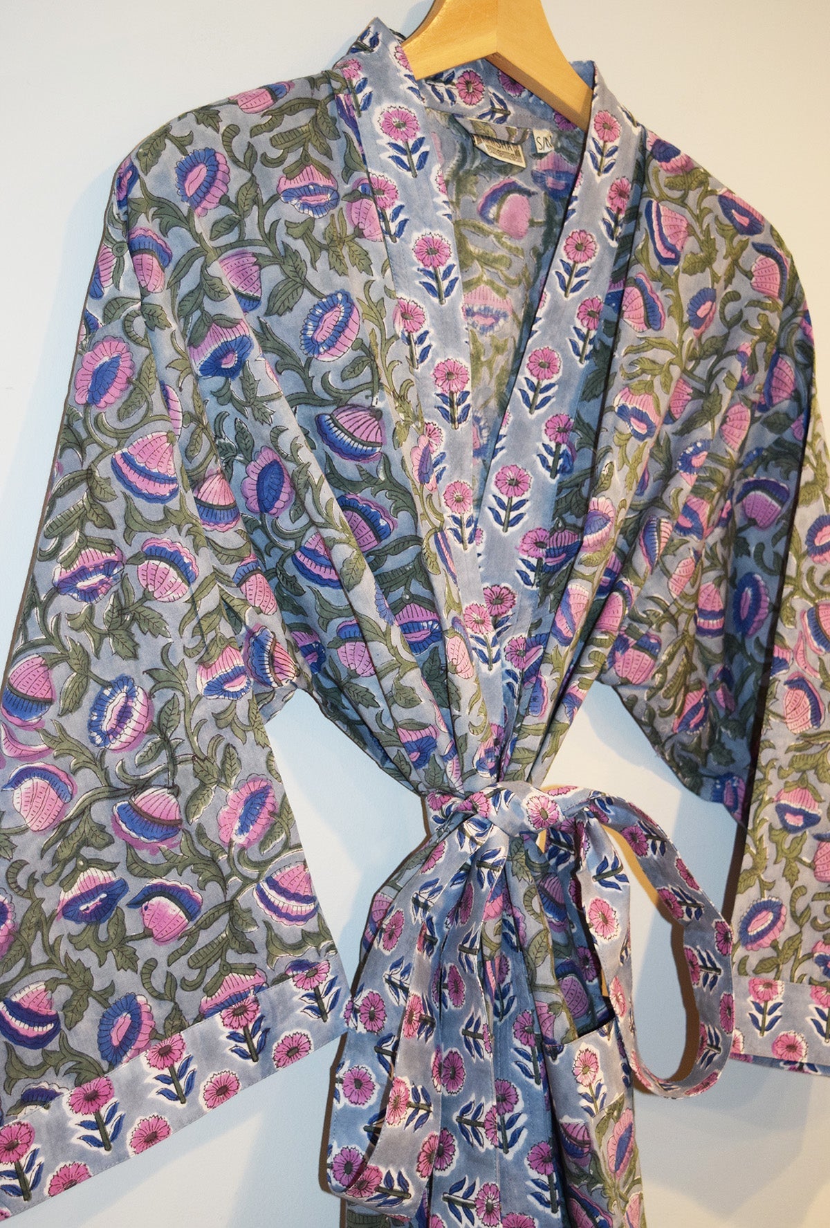 Kerala Short Robe | Dove Floral