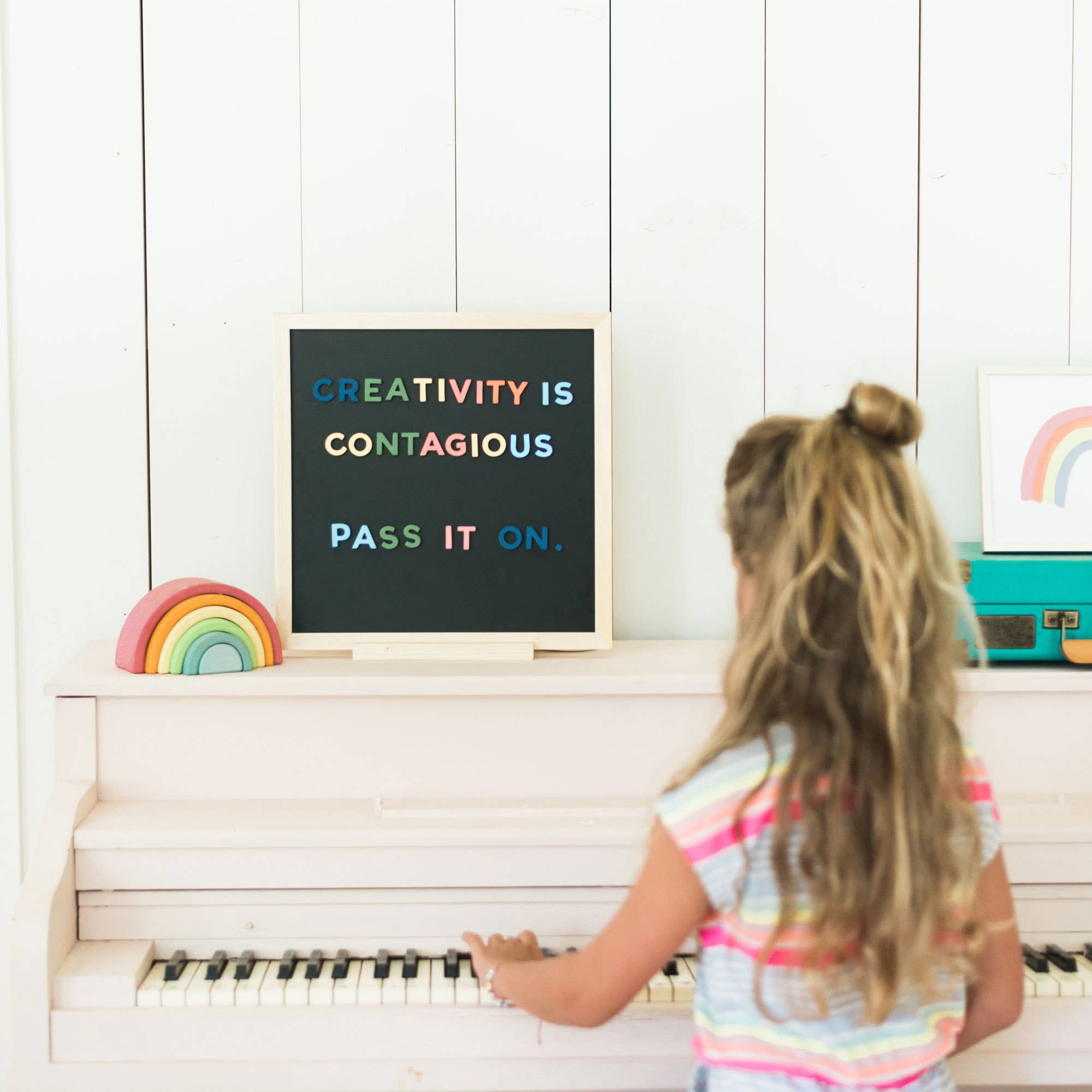 Mod Rainbow Magnetic Letters