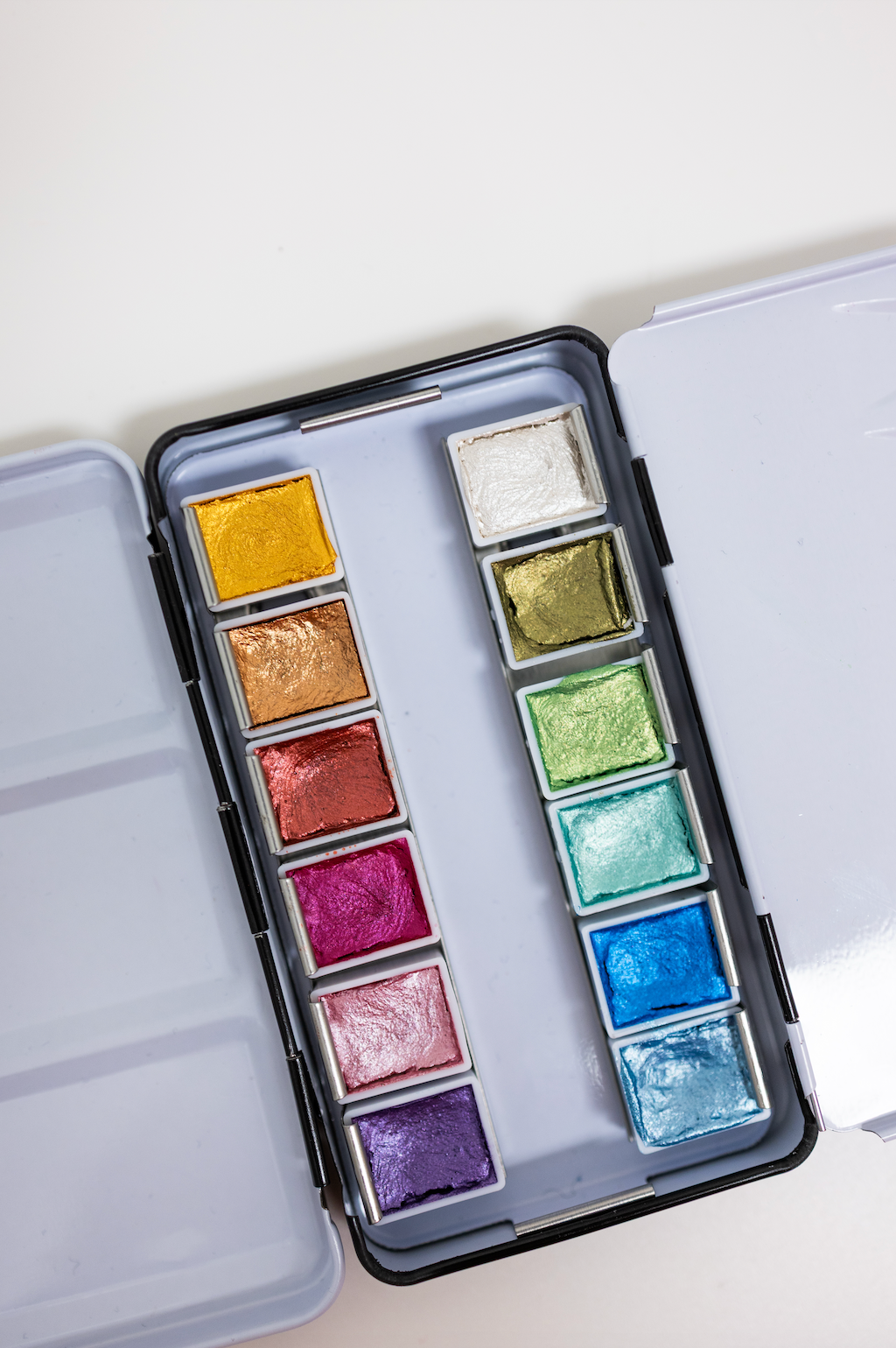 Metallic Watercolor Paint 12 Color Travel Palette