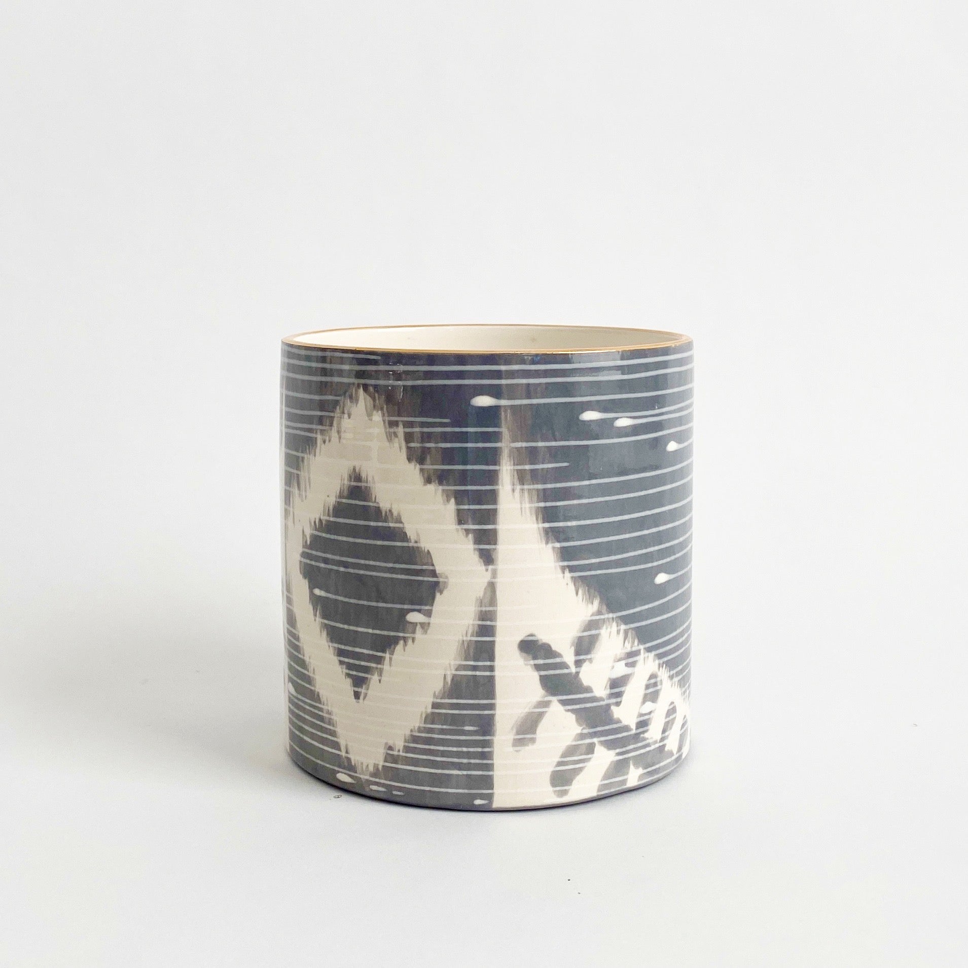 Jill Rosenwald Vase - Vita in Charcoal